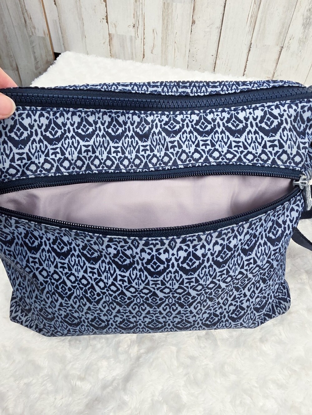 Kipling Alvar Crossbody Bag in a Blue Geometric Pattern - Picture 5 of 11